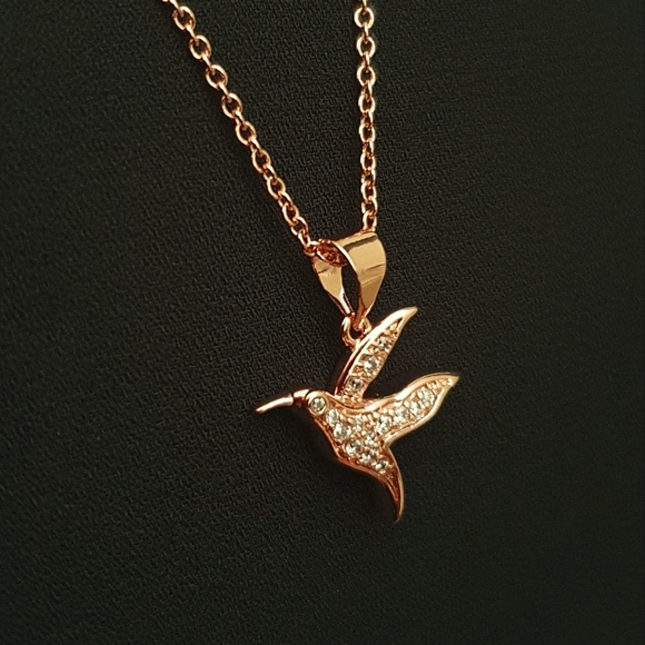 🕊Gentle Rose Gold Hummingbird Pendant Necklace - Picture 2 of 4